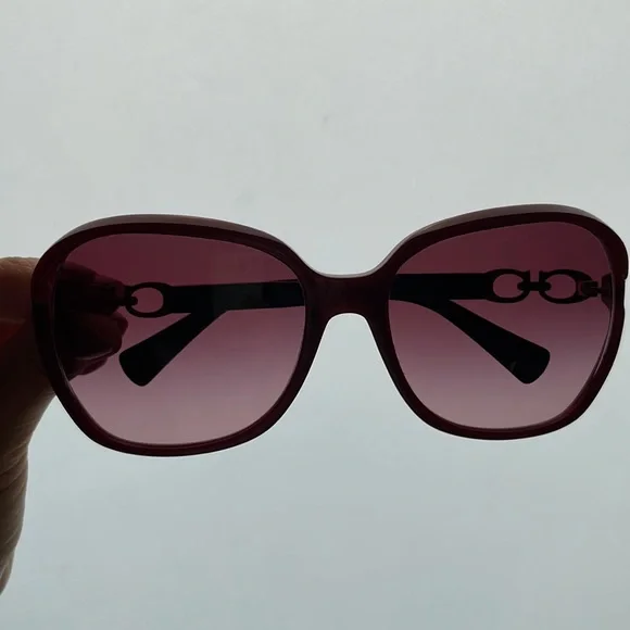 Used Coach HC8145 sunglasses color purple - Picture 7 of 7